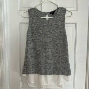 Banana Republic women’s sleeveless blouse size small.